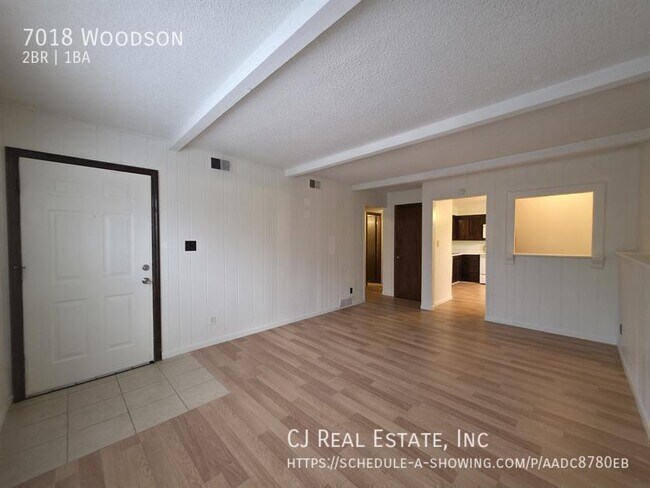 Foto del edificio - 7018 Woodson-