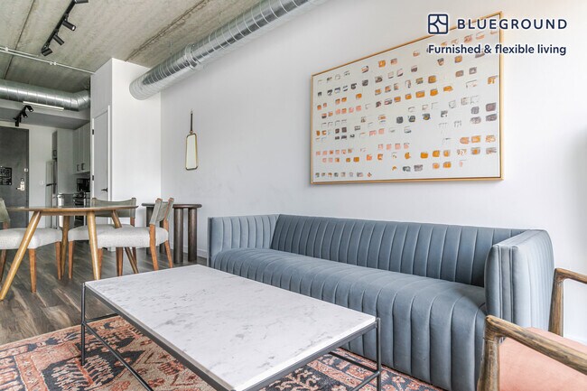 Foto del edificio - 61 W Erie St