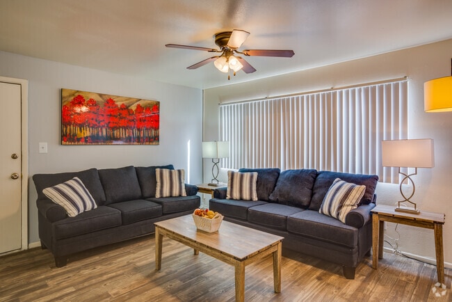 2 BR, 2 BA - 1,000SF - Eclipse Apartments