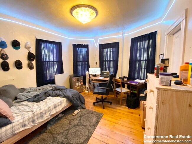 Foto del edificio - 55 Hillside St