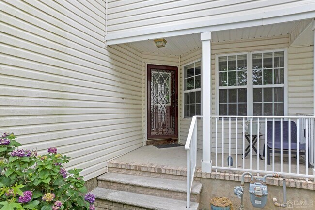 Foto del edificio - 218 Hawthorne Rd