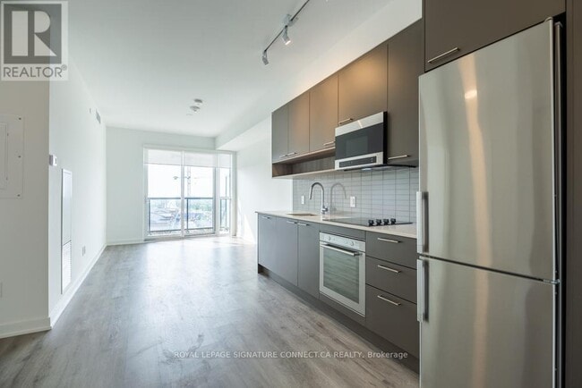 Building Photo - 3005 Pine Glen Rd