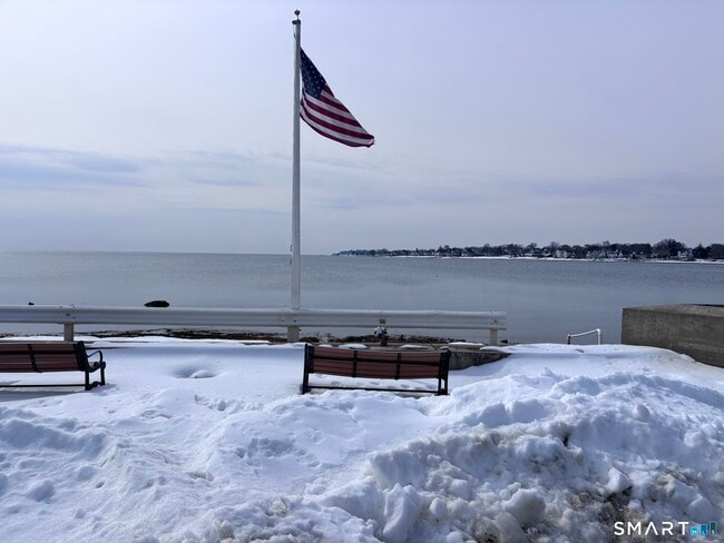 Building Photo - 160 Aimes Dr