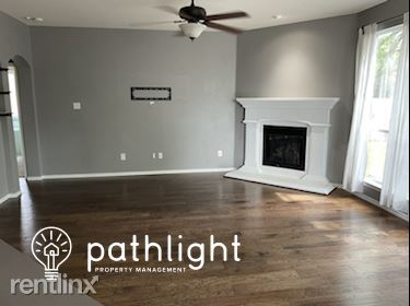 Foto del edificio - 4 br, 2.5 bath House - 2136 Priscella Driv...