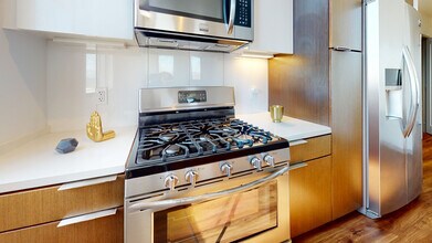 Interior Photo - 3033 Wilshire