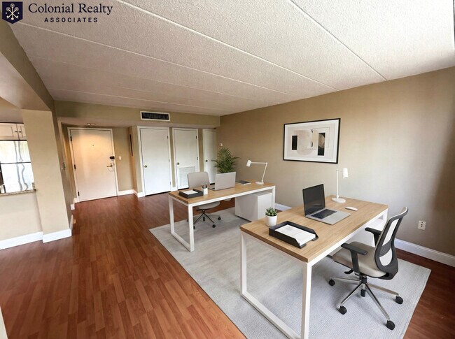 Foto del edificio - 85 Brainerd Rd