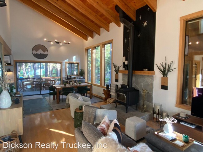 Building Photo - 3 br, 2 bath House - 12151 Snowpeak Way