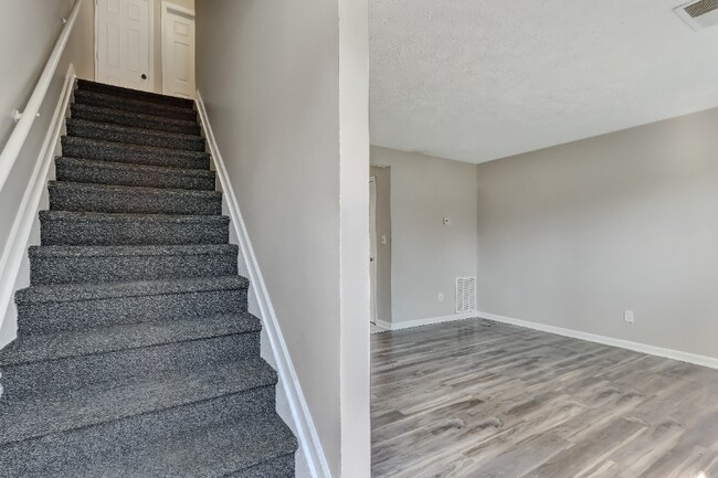 Foto del edificio - 4281 Grogan St
