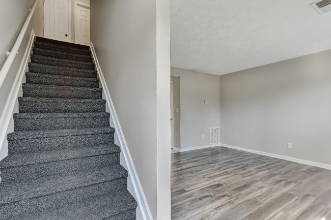 Building Photo - 4281 Grogan St