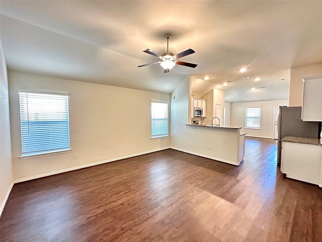 Building Photo - 9026 Beacon Mill Dr