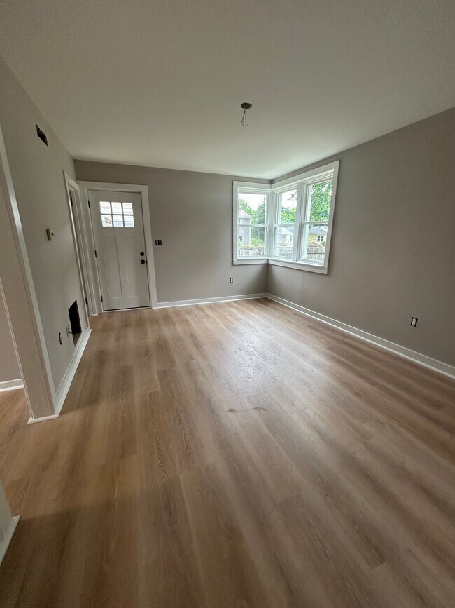 Foto del edificio - 5521 Schumacher Dr