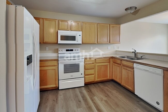 Building Photo - 3009 Armadillo Ct