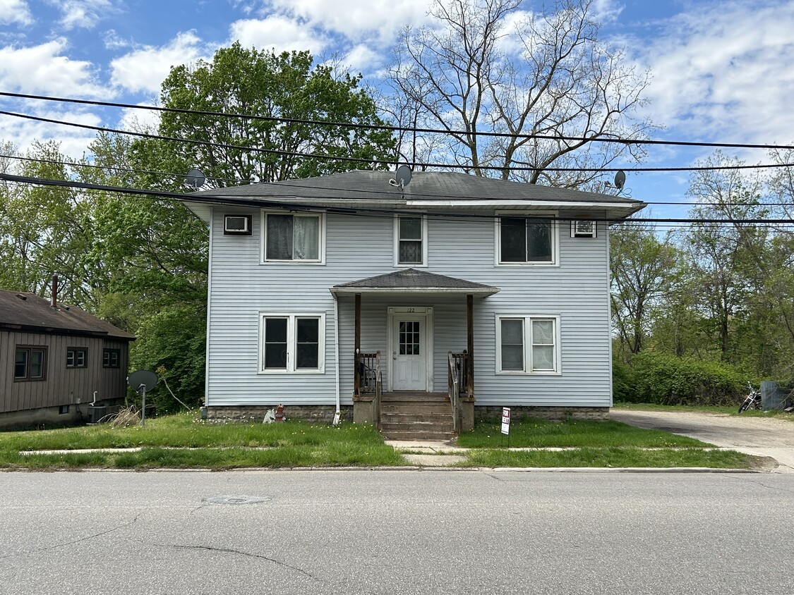 Primary Photo - 122 S 3rd St