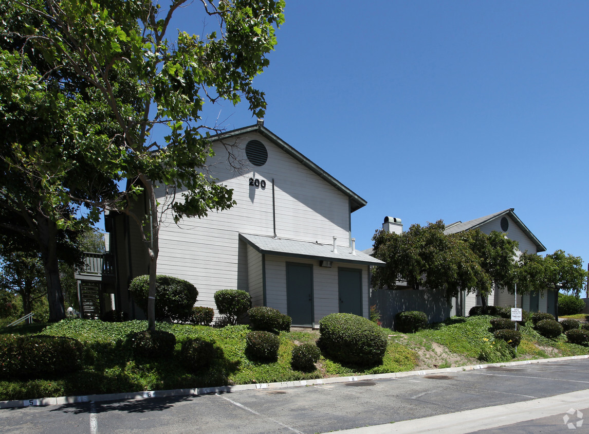 Foto del edificio - 196 Telegraph Canyon Rd