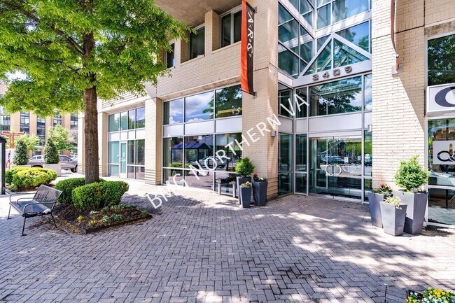 Foto del edificio - 3409 Wilson Blvd