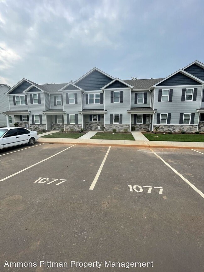 Foto del edificio - 3 br, 2.5 bath House - 1077 Peony Lane