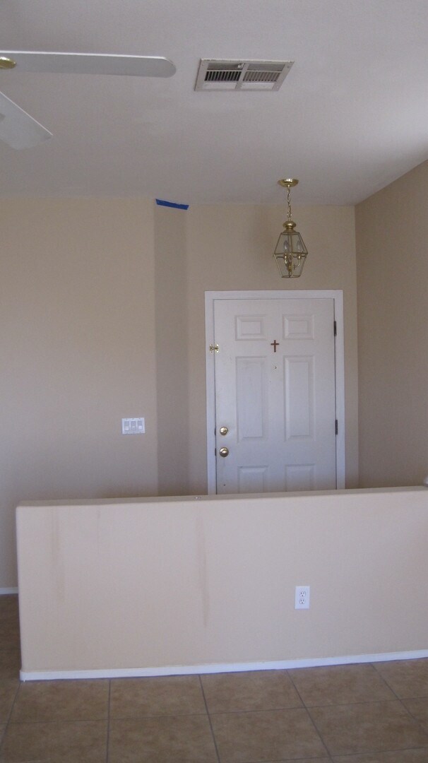 Foto del edificio - Beautiful 3 bdrm/2bth in Summerlin!!! Upgr...