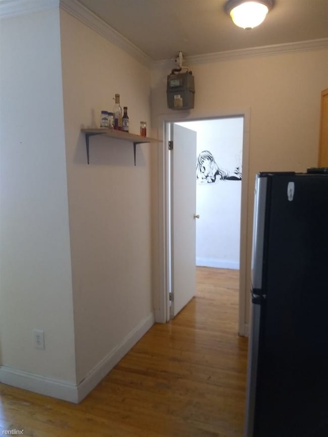 Building Photo - 1 br, 1 bath Apartment - 224 S 3rd St
