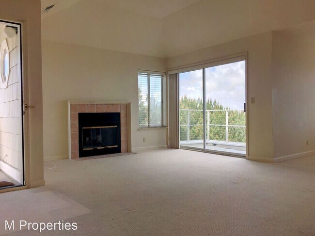 Building Photo - 440 Pointe Pacific