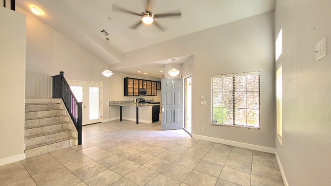 Building Photo - 9929 Fallowdeer Ct