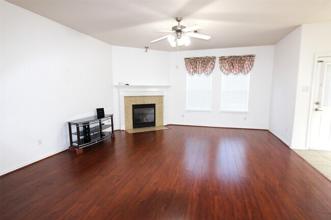 Building Photo - 13719 View Meadow Ln
