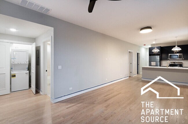 Foto del edificio - 4409 N Seeley Ave
