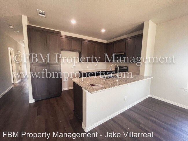 Foto del edificio - 3 br, 2 bath House - 390 S Pecan