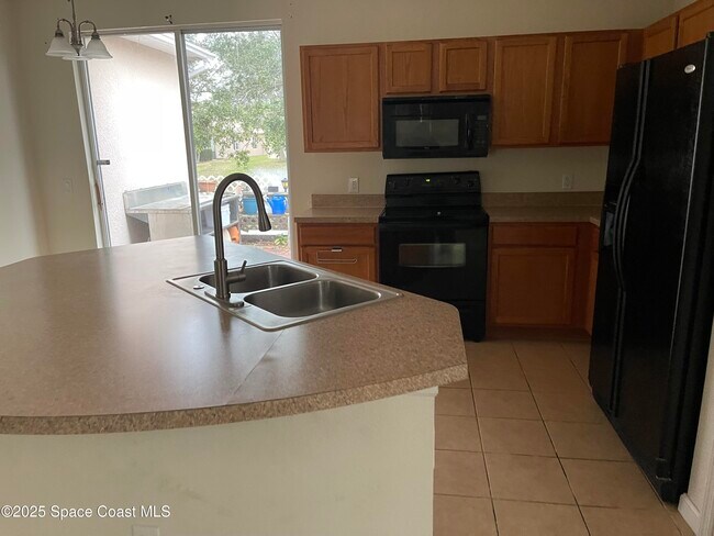 Building Photo - 4133 Collinwood Dr
