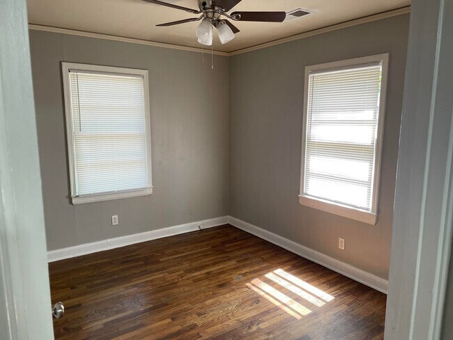 Foto del edificio - 3075 Egypt Central Rd