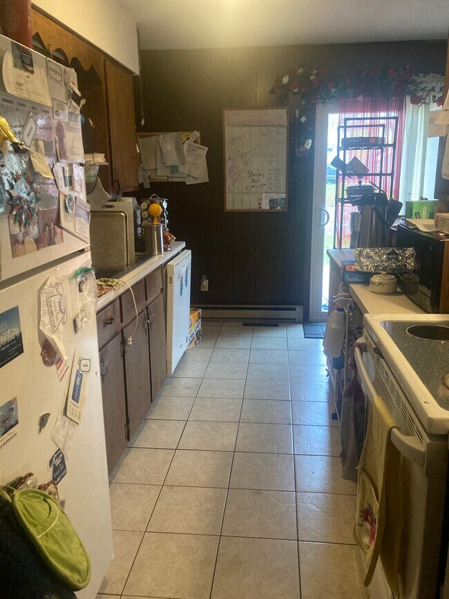 Foto del edificio - 6 Boynton Dr