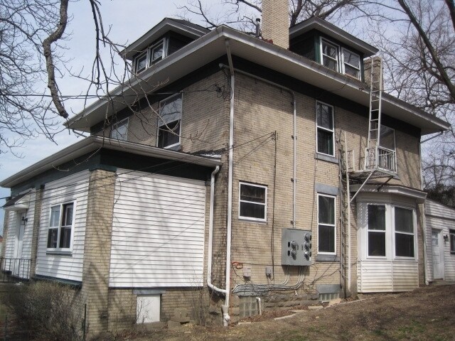 Primary Photo - 42 Baldwick Rd