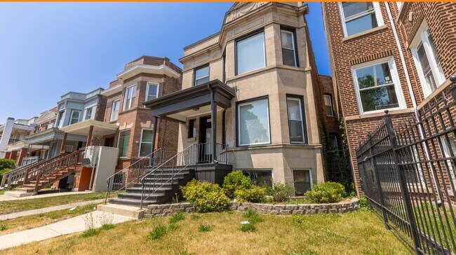 Front if building - 1306 W 64th St
