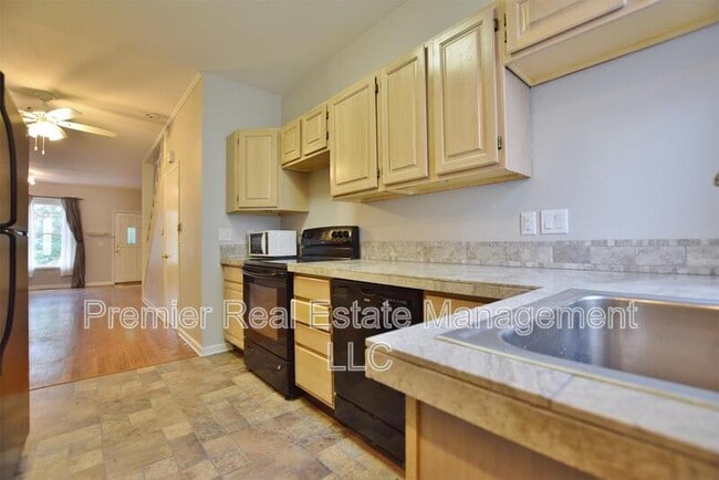 Photo - 335 E 7th Ave Townhome