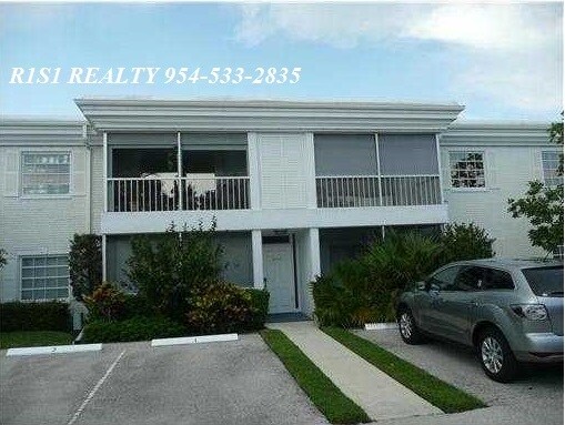 Building Photo - 6225 Bay Club Dr