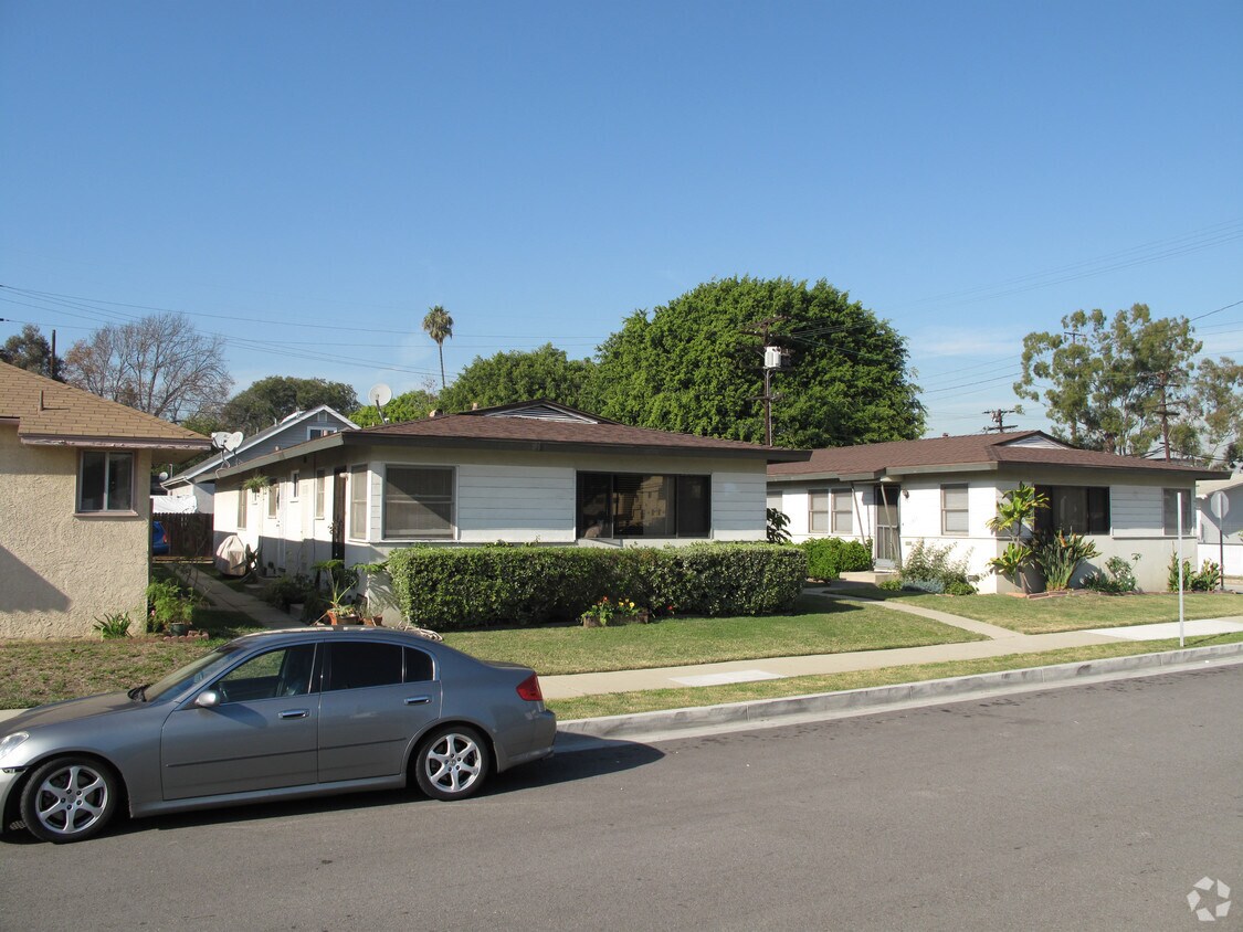 Building Photo - 11233 Culver Blvd