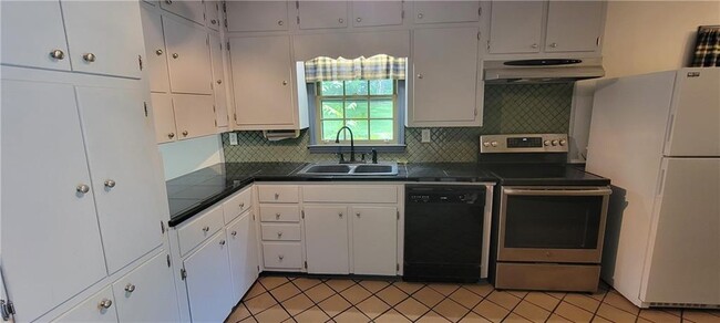 Foto del edificio - 1318 Zachary Way NW