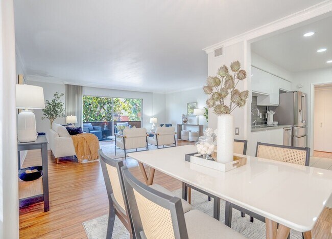 Foto del edificio - 818 S Lucerne Blvd