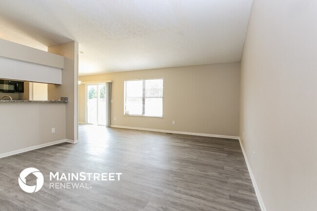 Foto del edificio - 1015 Cypress Ridge Pl