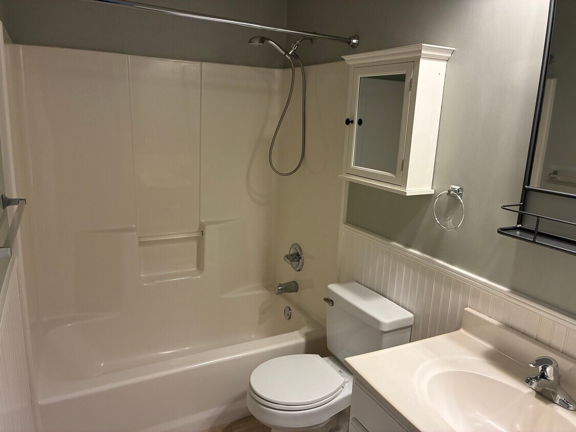 Foto del edificio - 2 Guilford Green Ct