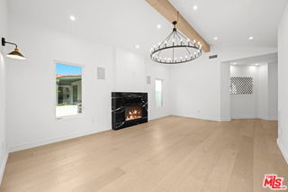 Foto del edificio - 8909 W 24th St