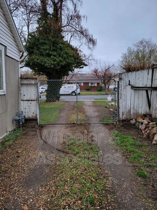 Foto del edificio - 1071 Sullivan Dr