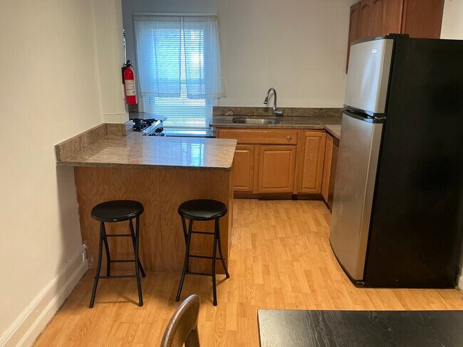 Foto del edificio - 1022 Pine St