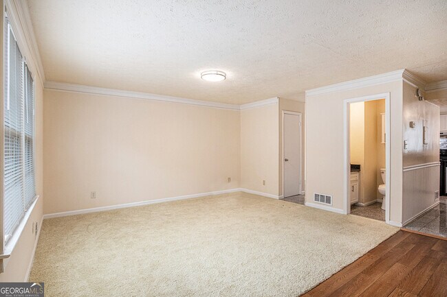Foto del edificio - 2884 Spruce Cir