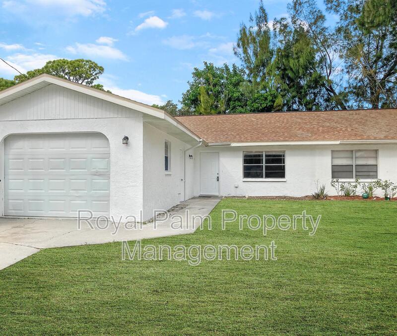 Primary Photo - 927 Royal Palm Drive