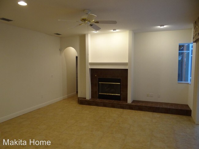Building Photo - 4 br, 3 bath House - 1277 Kingsway Lane