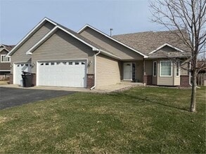 Building Photo - 516 Frankfort Way