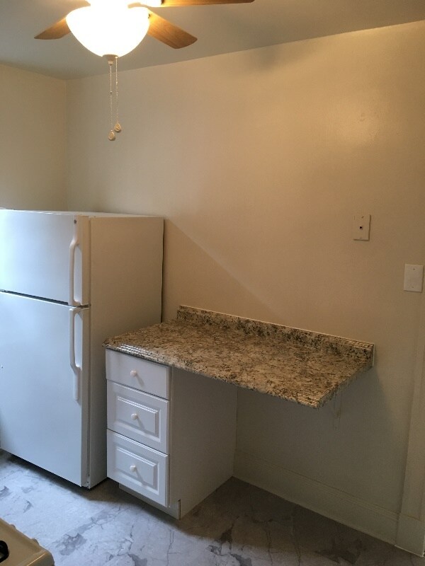 Foto del edificio - 3320 Auchentoroly Terrace