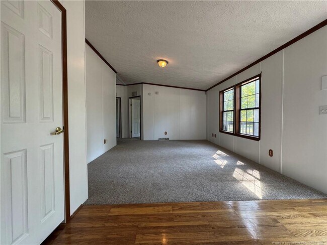 Foto del edificio - 372 Swift Creek Rd