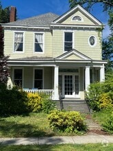 Building Photo - 2802 Garland Ave