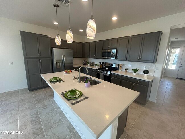 Foto del edificio - 14854 W Sand Hills Rd